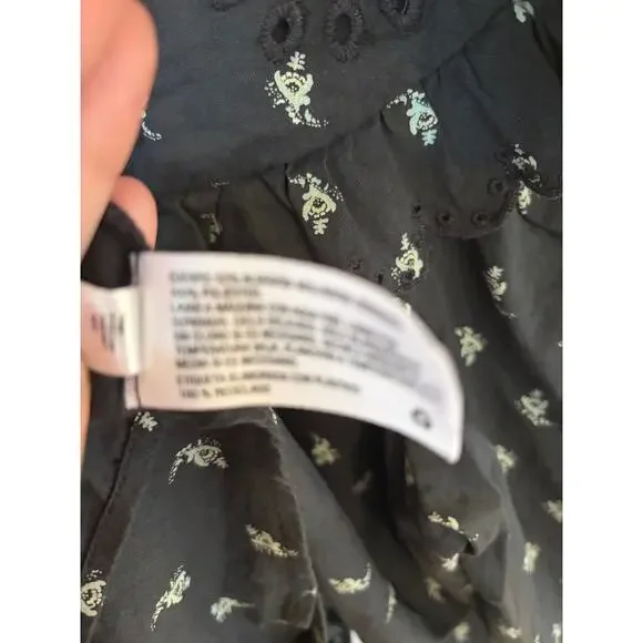 Black Floral Eyelet Ruffle Collar Blouse Size Medium Boho Cottagecore - Picture 6 of 7